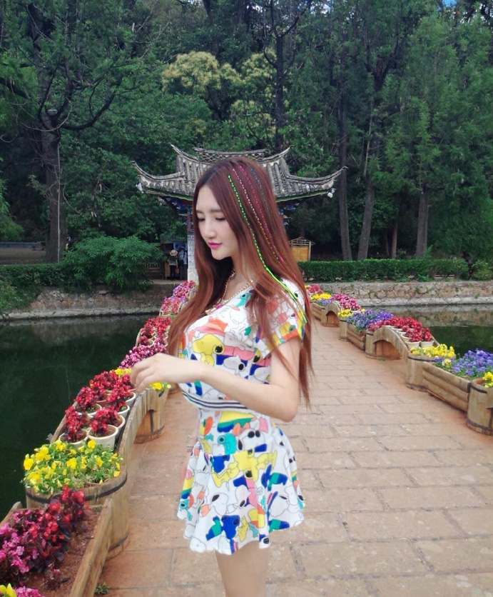 灰色服饰形容词英文